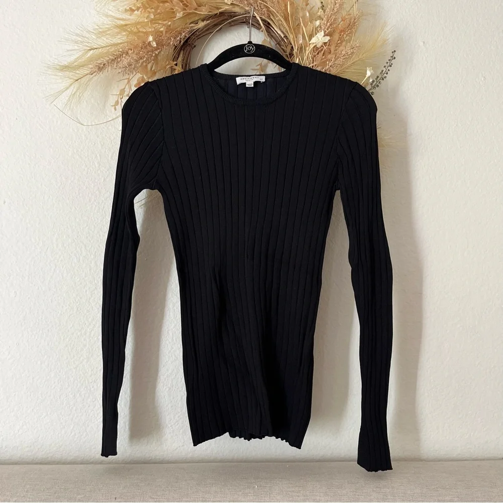 Like-new Equipment Saviny Ribbed Sweater Black Eclipse & Navy